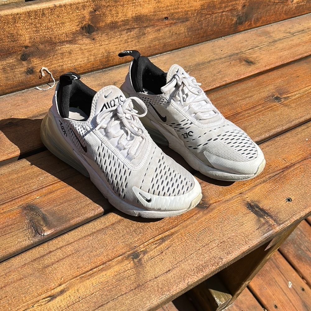 Women’s Nike air max 270